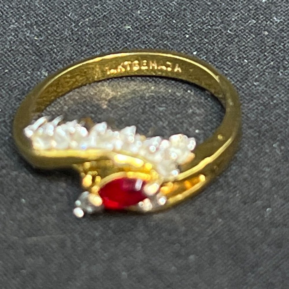 14k GE Gold, Red And Clear Rhinestone Statement Ring Signed MAJA (R295) - Picture 5 of 8